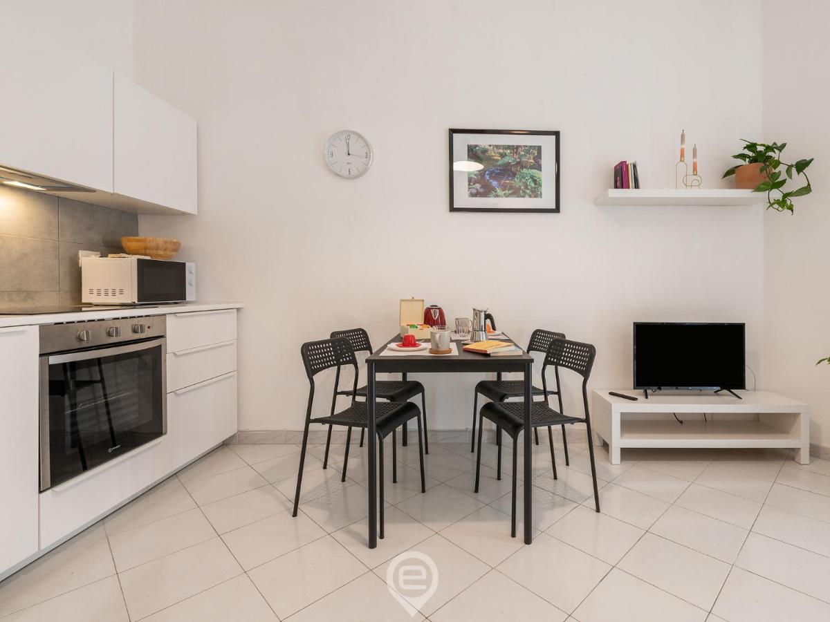 Aurora'S Apartment Cagliari Luaran gambar